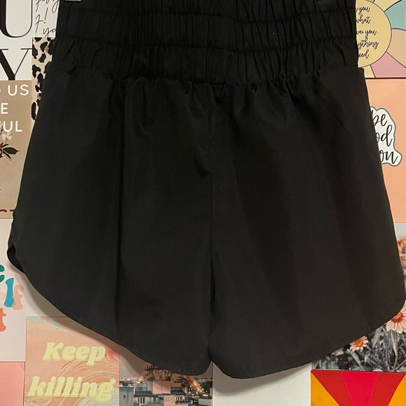 high waisted athletic shorts - Picture 2 of 2